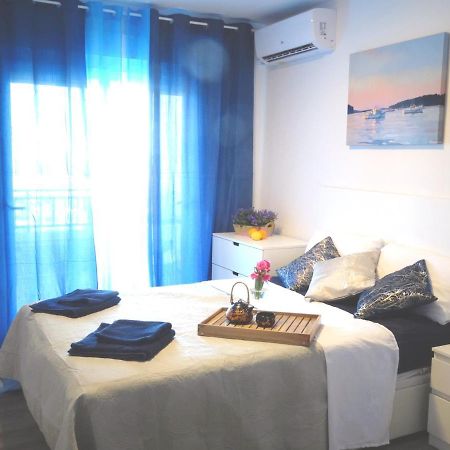 Studio With Terrace And Pool Torrevieja Zewnętrze zdjęcie